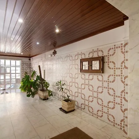 Ancora B * 蒙蒂戈杜